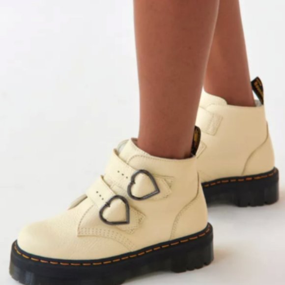Dr Martens DEVON HEART PLATFORM Boots in Tole Cream SoftRich Leather Comfortable